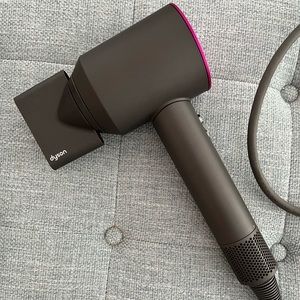 Dyson Supersonic Hair Dryer Fuchsia/Iron